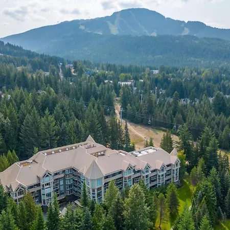 Villa Woodrun By Outpost Whistler Extérieur photo